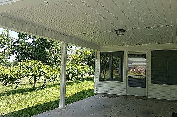 3rd image of 513 Pauline Ave