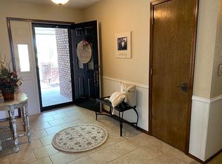 2225 Elmwood Ln, Miami, OK 74354