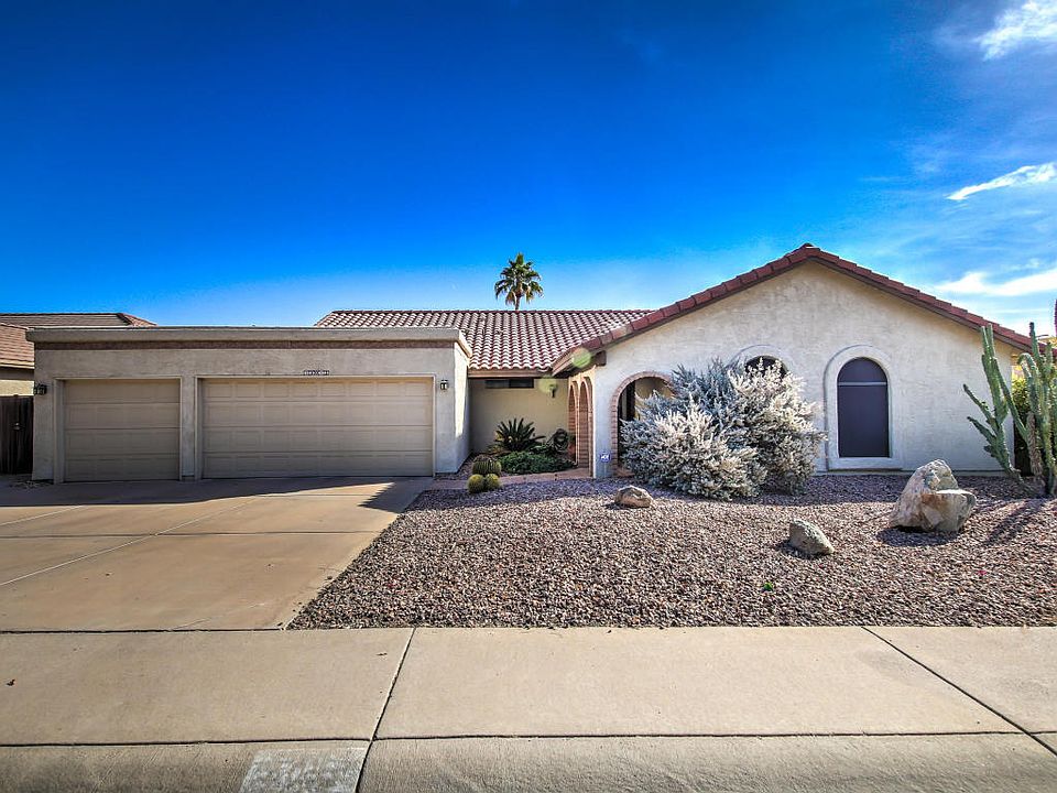 2nd image of 13013 S 37th Pl