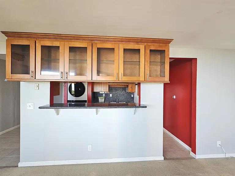 320 Vallejo Dr #10 — Photo 8