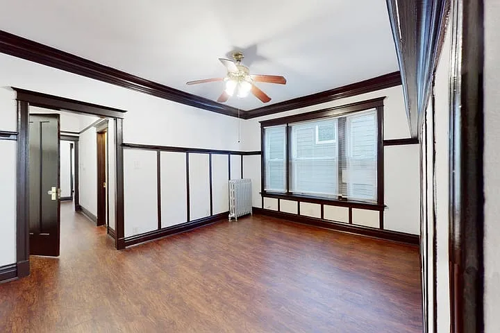 4859 S. Champlain Avenue — Photo 30
