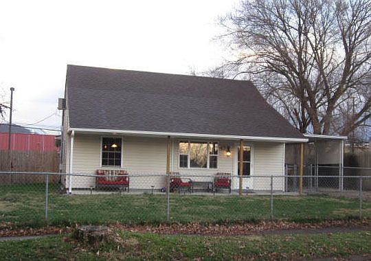 1st image of 43 Amherst Dr