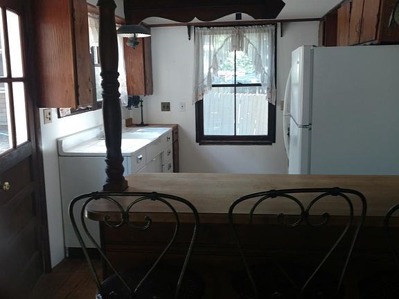 5th image of 28847 Cedar Dr