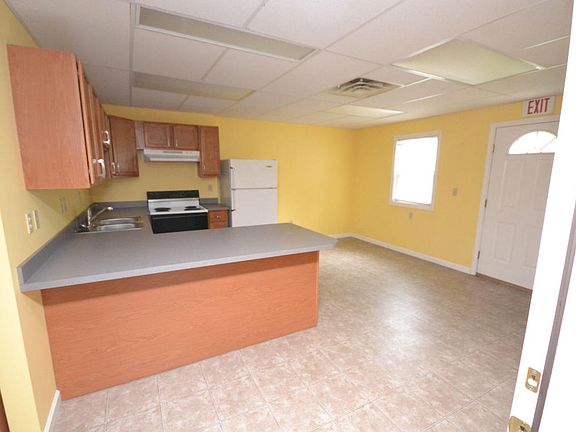 3rd image of 101 Saratoga Ave