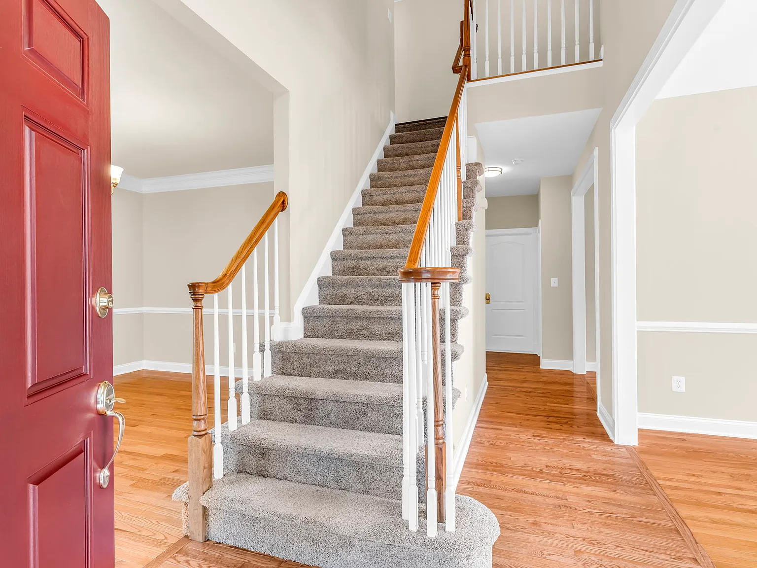 3 bed, 3.5 bath, 3628 sqft, $3,800 — Photo 3