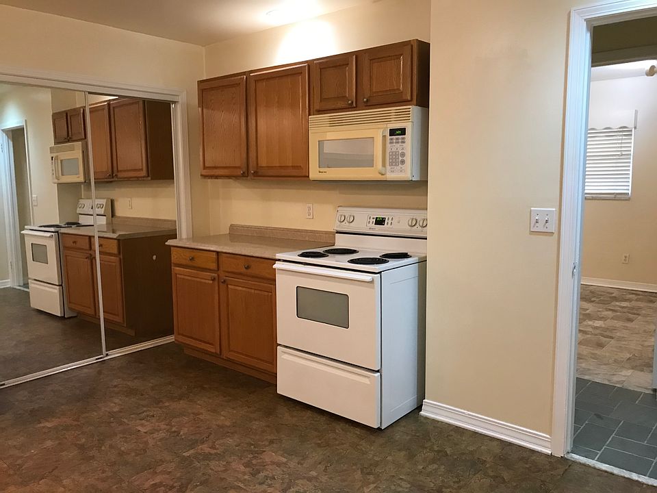 1st image of 1614 Cottagewood Dr