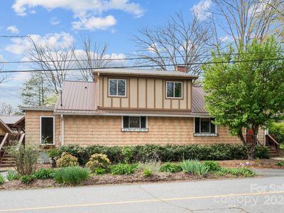 100 4th St, Black Mountain, NC, 28711