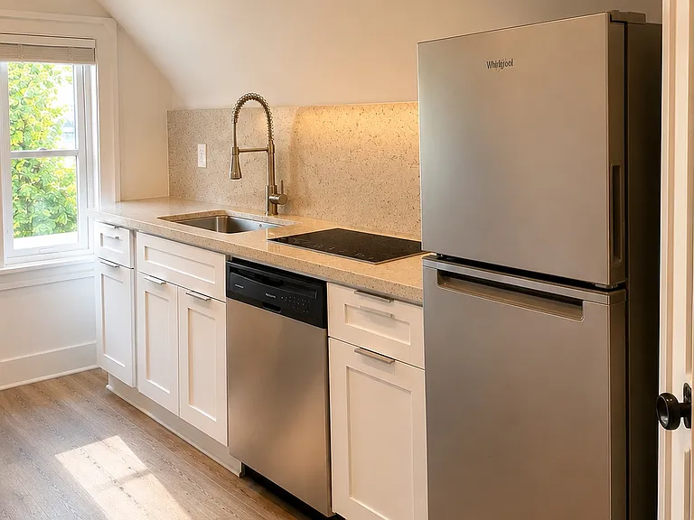 2785 Avondale Ave #3 — Photo 3