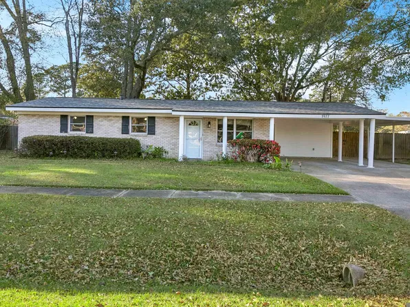 1977 Denver Dr, Baton Rouge, LA 70810