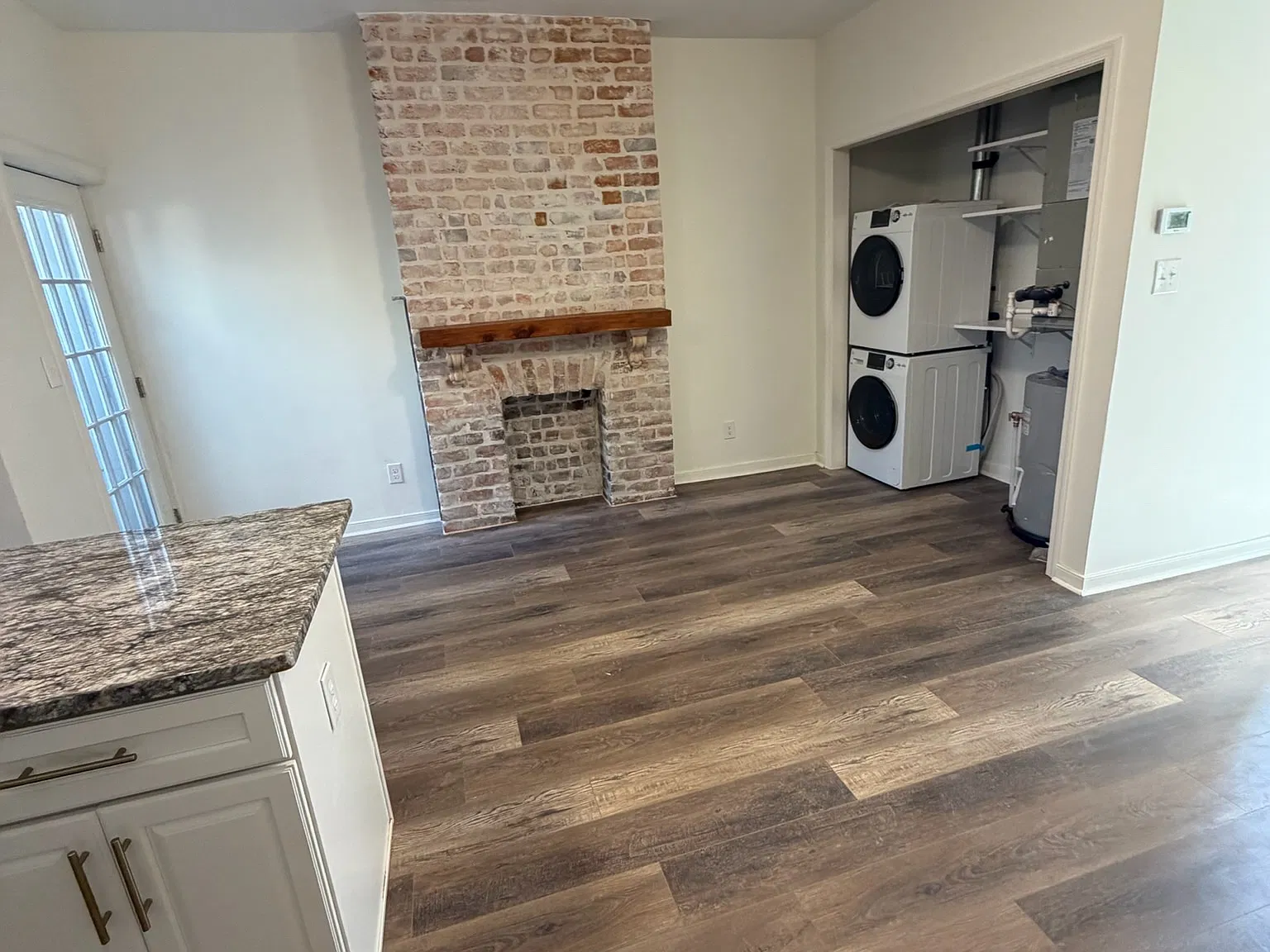 2 bed, 770 sqft, $1,895 — Photo 4