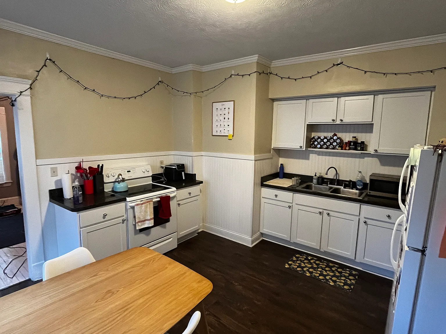 1 bed, 700 sqft, $1,100 — Photo 4