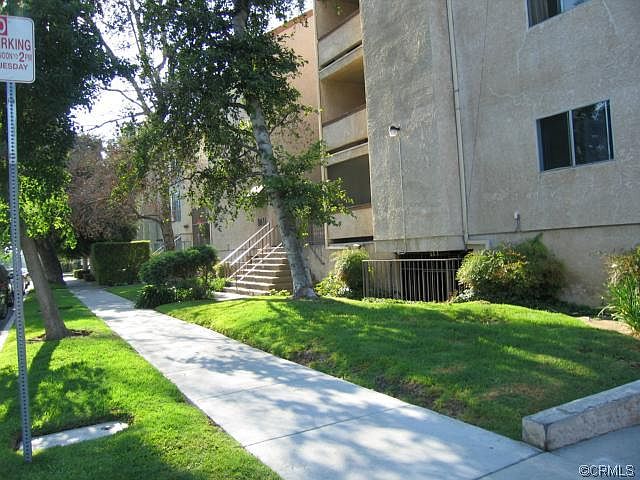 1st image of 1011 E California Ave Unit 303