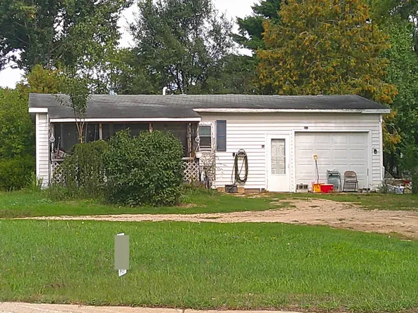 3024 N Woodruff Rd, Weidman, MI 48893