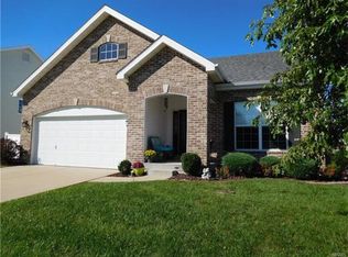 800 Blazing Star Dr, Waterloo, IL 62298