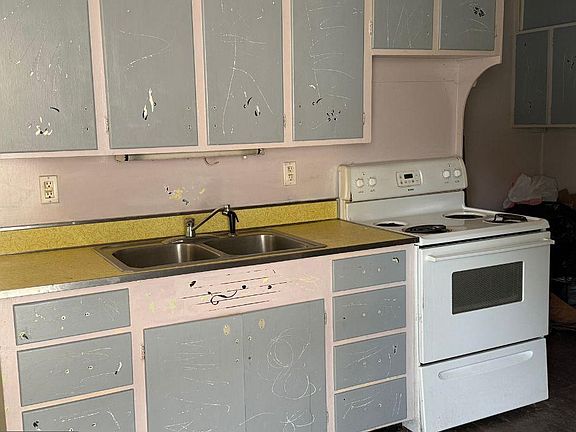 4th image of 14 Charles St