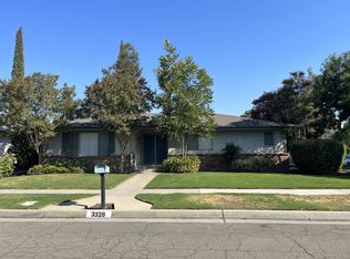 3328 E Vartikian Ave, Fresno, CA 93710