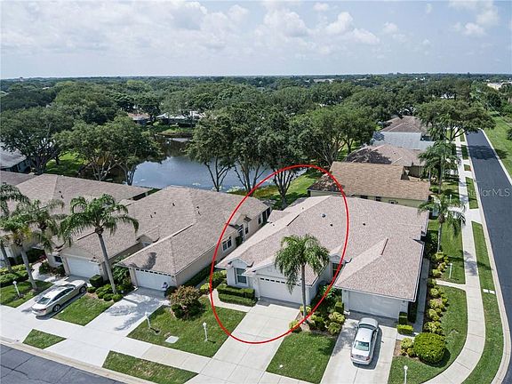 3rd image of 547 Catalina Isles Cir