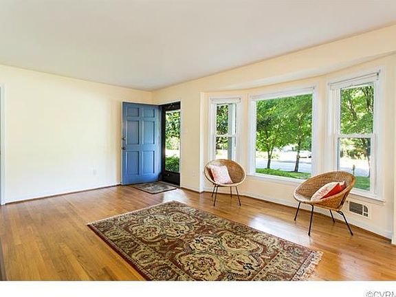 4th image of 1600 Cloister Dr