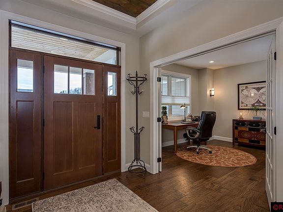 2nd image of 1000 Applewood Ct