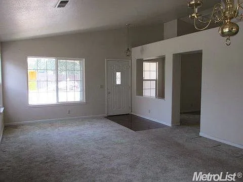1333 Bennett Rd photo 1