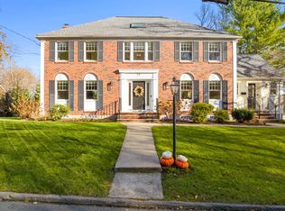 25 Falmouth Rd, Arlington, MA 02474