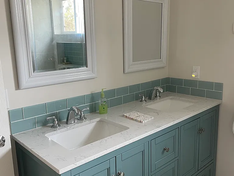 Orange Ave — Photo 11
