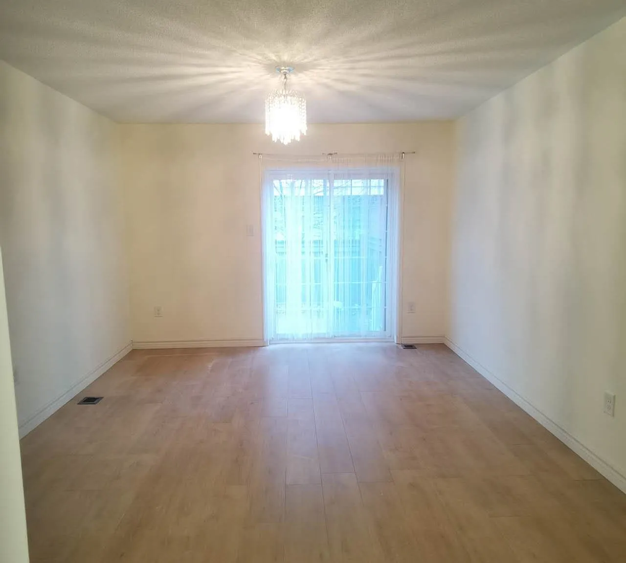 2 bed, $1,850 — Photo 2