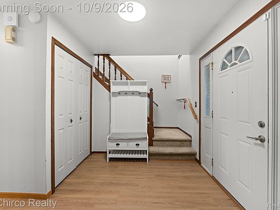 5th image of 3683 Fernleigh Dr