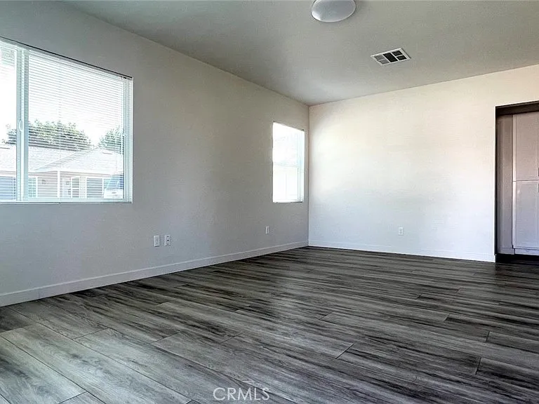 7802 11th St — Photo 3
