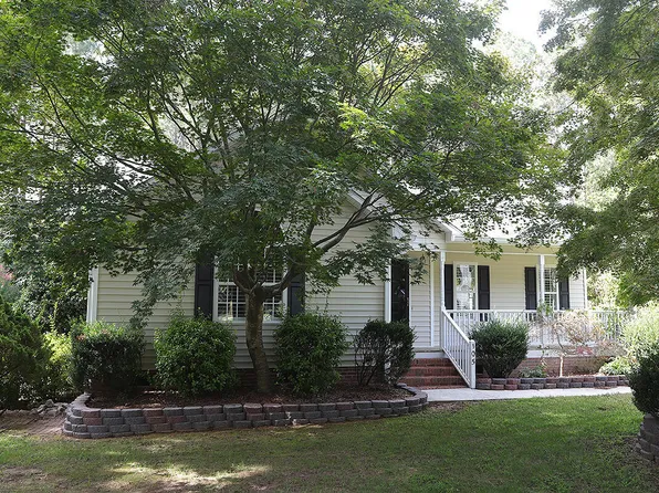 105 Allison Way, Clayton, NC 27527