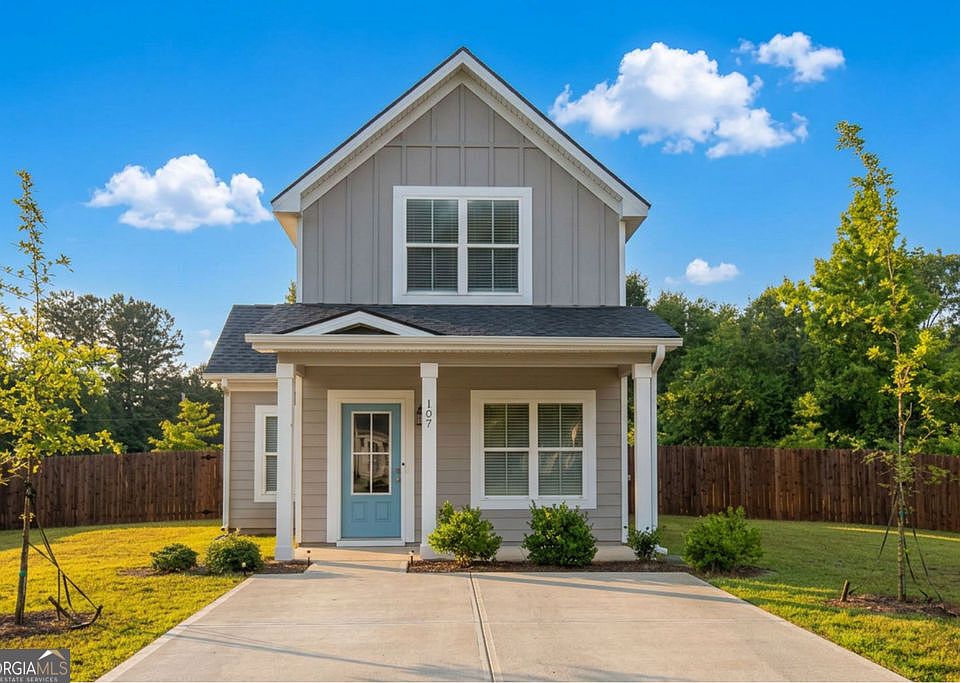 1st image of 107 Hidden Hills Dr