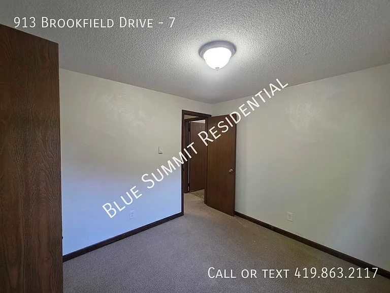 913 Brookfield Dr #7 — Photo 6