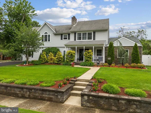 209 Burlington Ave, Voorhees, NJ 08043