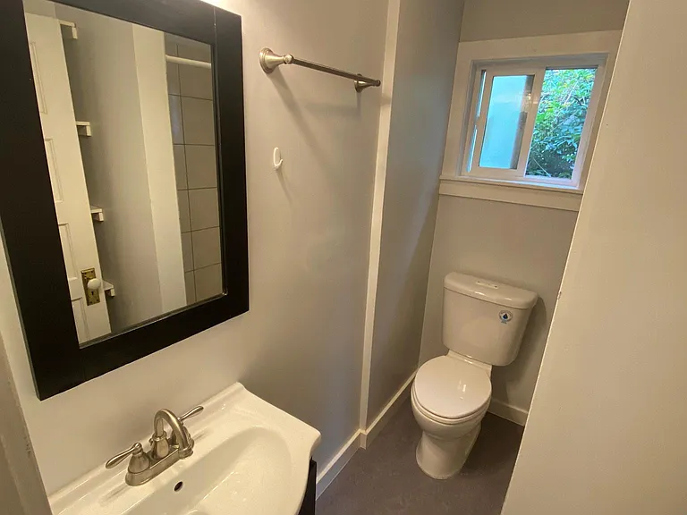 1215 E Barclay Ct #MAIN — Photo 21