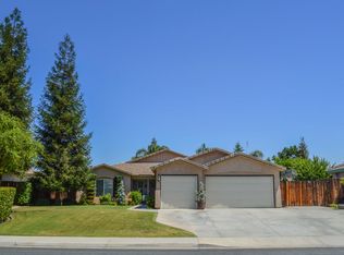 9904 Manhattan Dr, Bakersfield, CA
