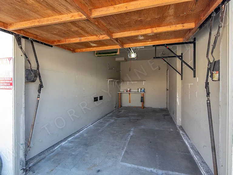 1420 Hornblend St — Photo 10