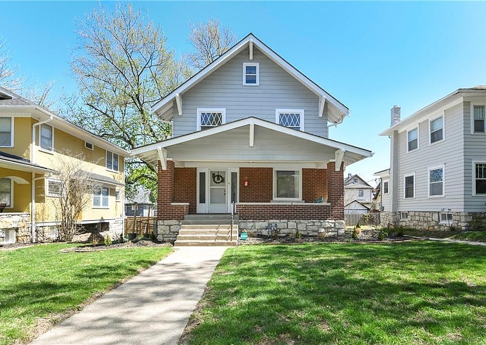 1st image of 111 N Van Brunt Blvd