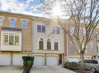 6402 Springview Pl, Rockville, MD 20852