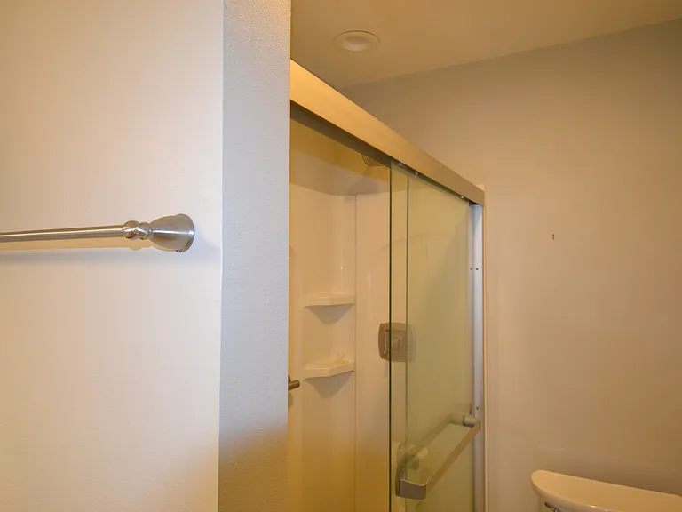 329 Moorings Cove Dr — Photo 24