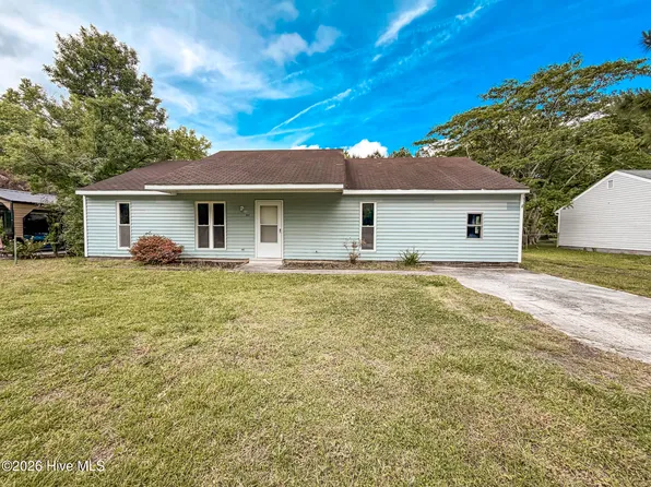 332 Union Chapel Church Rd, Richlands, NC 28574