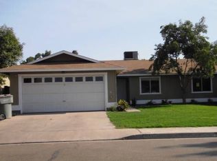 1829 W Perez Ave, Visalia, CA 93291