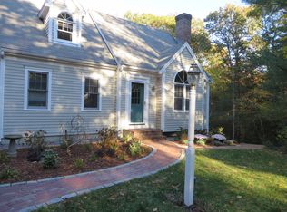 65 Crocker St, Centerville, MA 02632