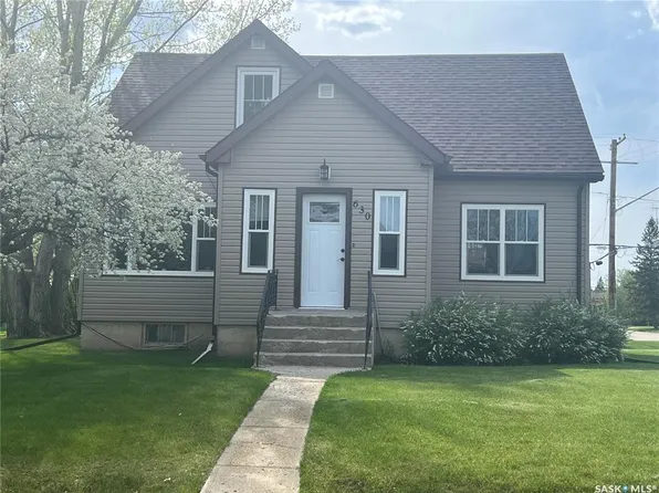630 Main STREET, Esterhazy, SK S0A 0X0