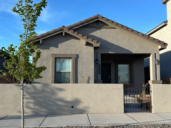 2135 Stieglitz Ave SE, Albuquerque, NM 87106