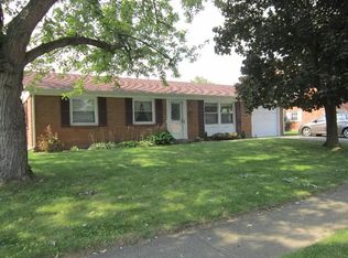 966 Hamlet Dr, Xenia, OH 45385