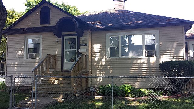 2nd image of 11701 S Normal Ave