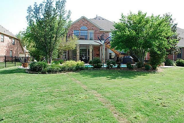 1st image of 605 Fairway Lakes Dr