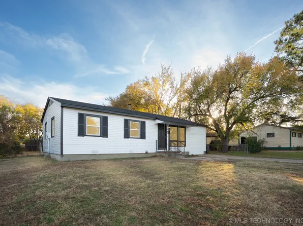4210 E Young Pl, Tulsa, OK 74115