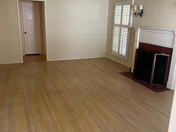 4th image of 22050 Lopez St