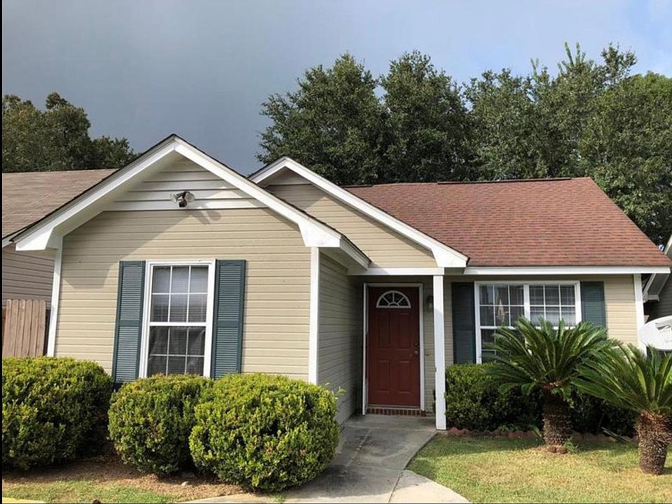1st image of 218 Blue Pool Dr